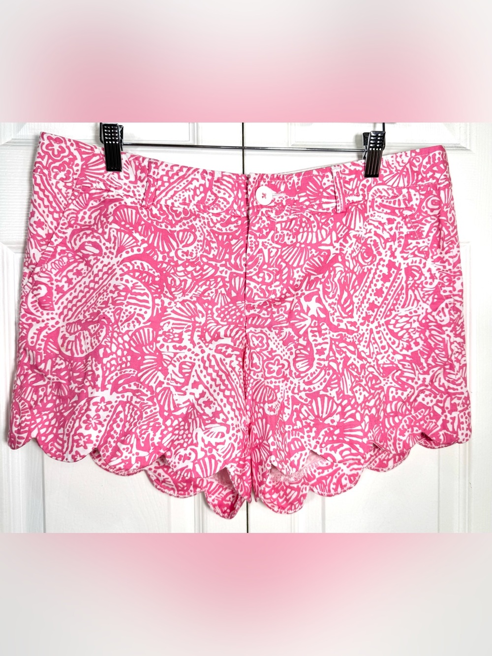 Lilly Pulitzer Buttercup Scalloped Shorts Get Crackin Sea Life Print Size 10 - Picture 2 of 12